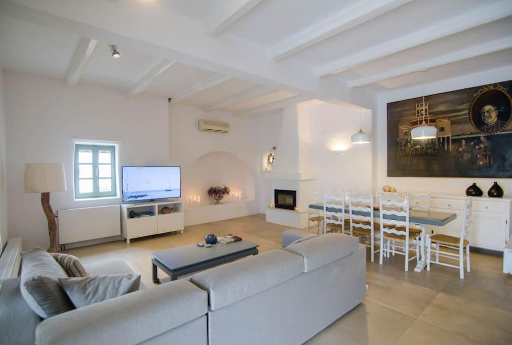 Villa Infinity Chora  Exterior photo